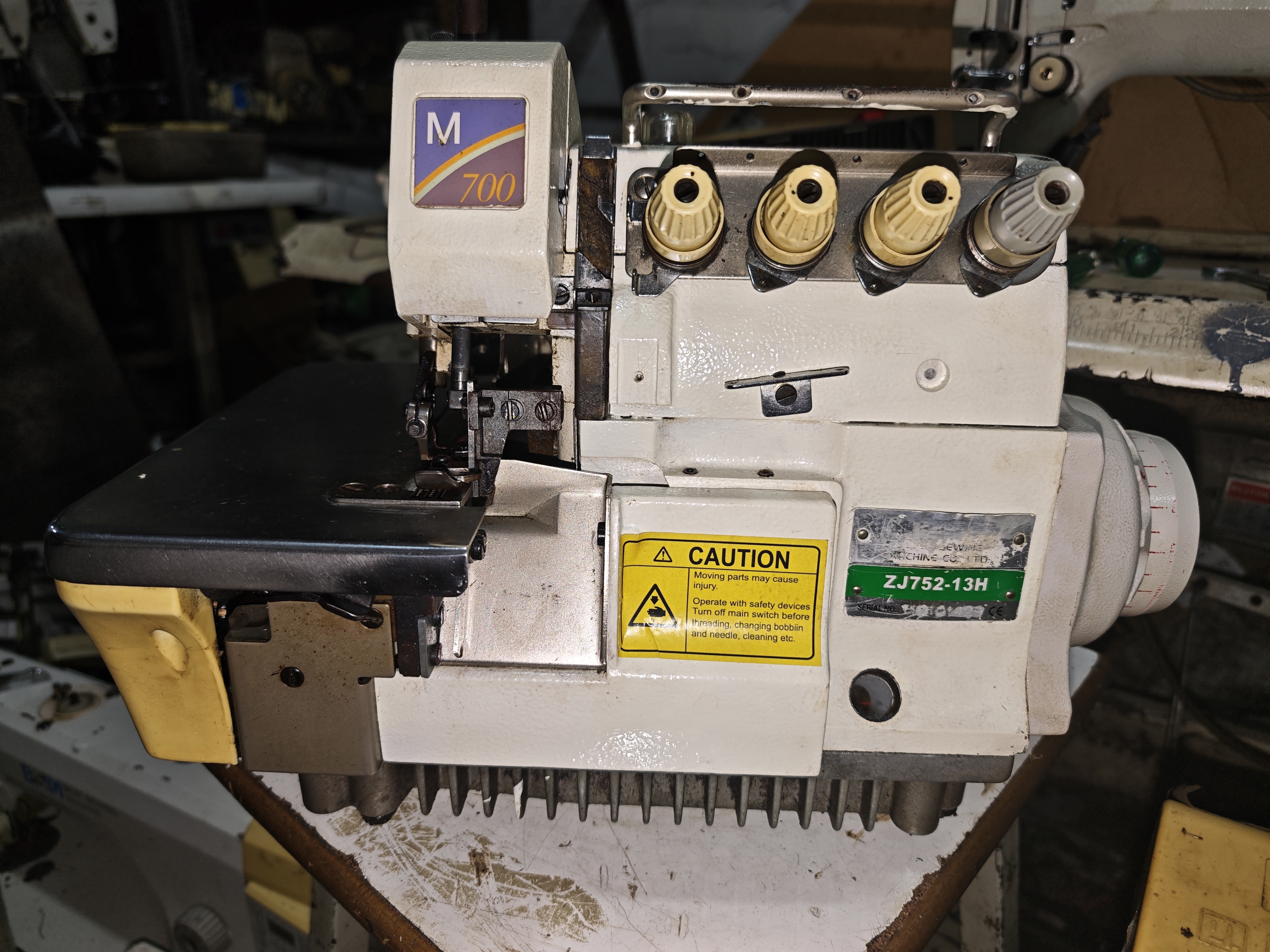 ZOJE ZJ 752